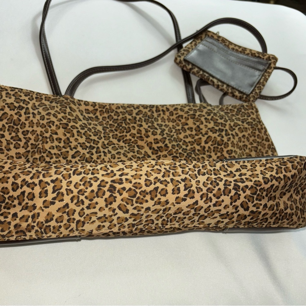 Liz Claiborne Animal Print Bag with Attached Coin Purse, 11" W x 8" H x 2.75" D - Picture 5 of 7